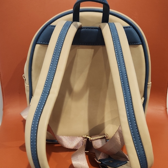 Loungefly Animal Kingdom Safari -Like New! - Picture 6 of 8